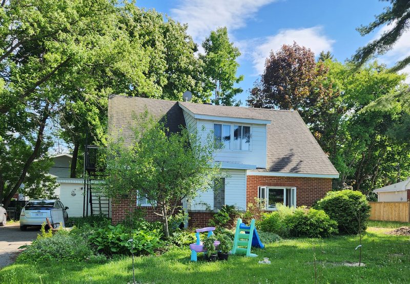 Nicolet triplex exterior